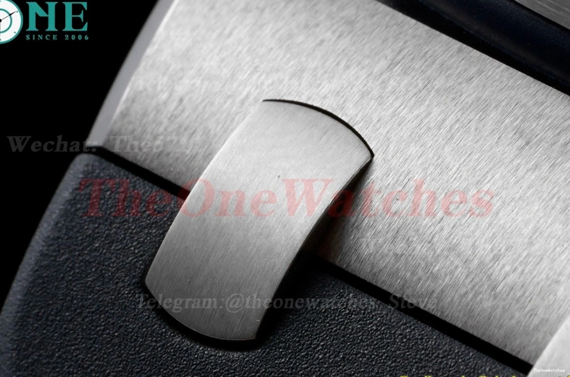 Oak 15720 A4308 Grey APF Stk Offshore Diver Royal SS RU 42mm 0224